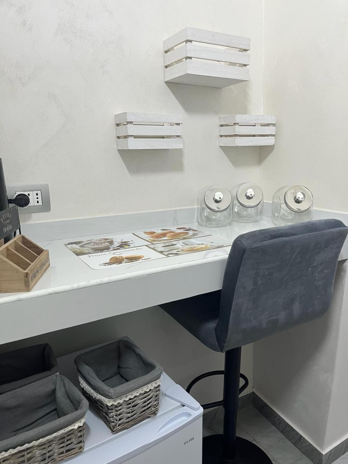 House Napoli Capodichino Apartment ภายนอก รูปภาพ
